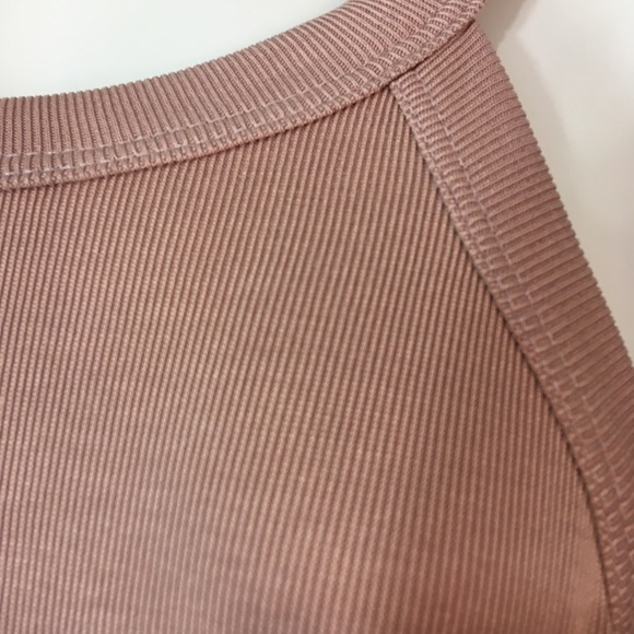 🎉Just arrived 🎉cripo ribbed halter top - Picture 4 of 5